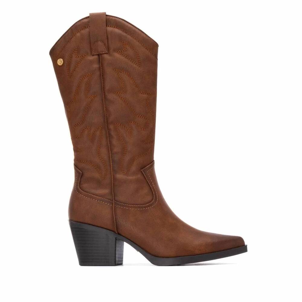 NEW XTI women’s western boots in camel
